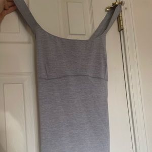 Lululemon athletica size 12 criss-cross straps